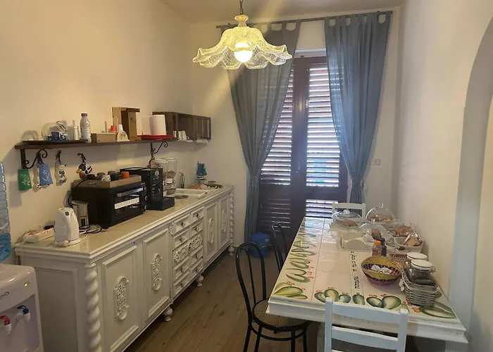 Civico 98 招待所 米拉佐